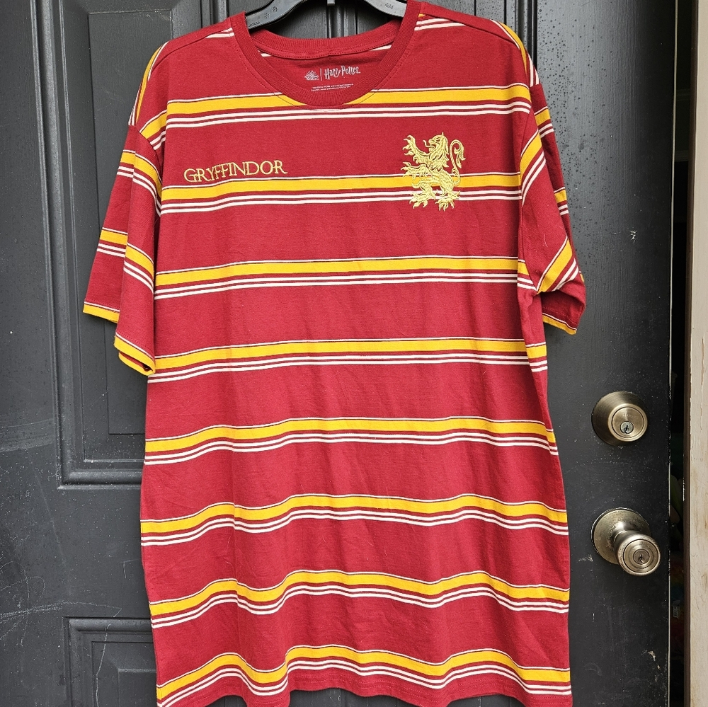 Harry Potter Gryffindor shirt